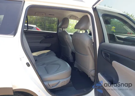 2020 Toyota Highlander L из США, поврежденный, VIN 5TDCZRAH4LS028560